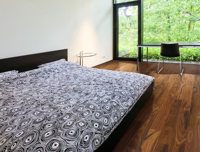 如何選一套自己稱心如意的進(jìn)口地板？ 如何選一套自己稱心如意的進(jìn)口地板