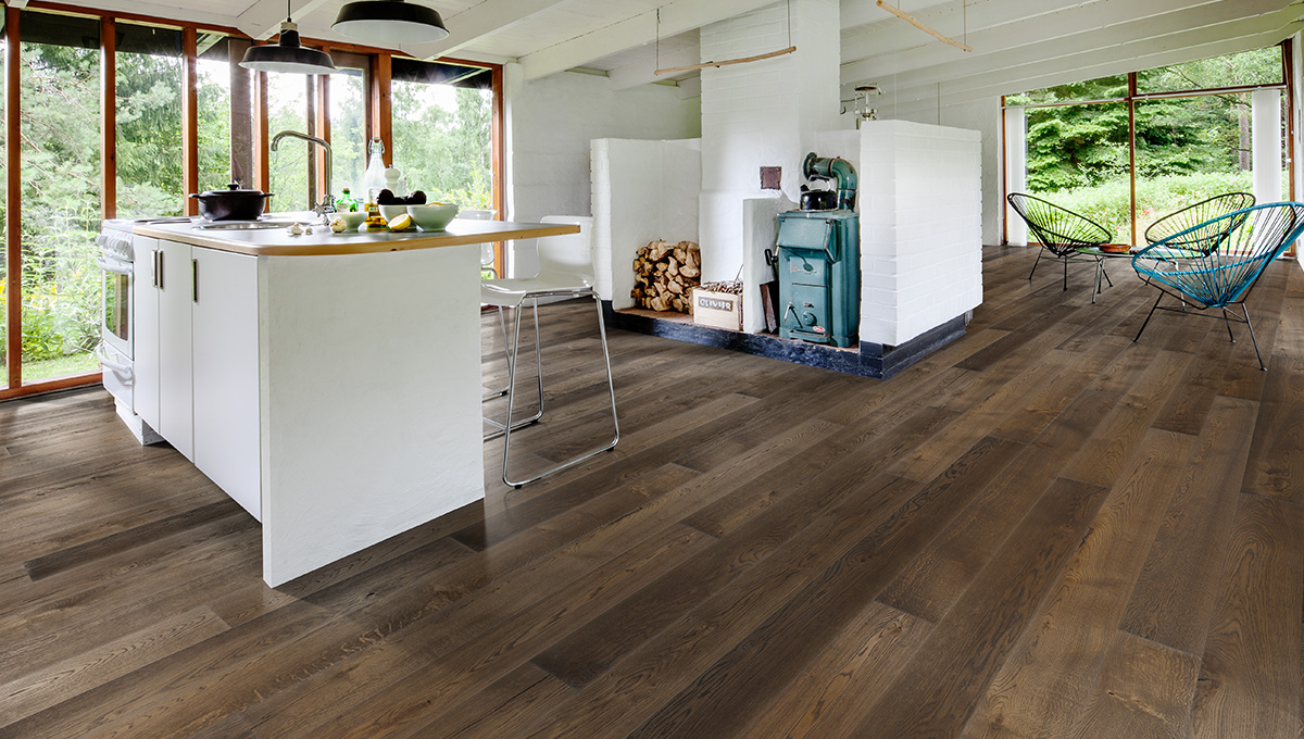 實(shí)木復(fù)合地板得高品牌打造寒冬暖窩家居？ 2