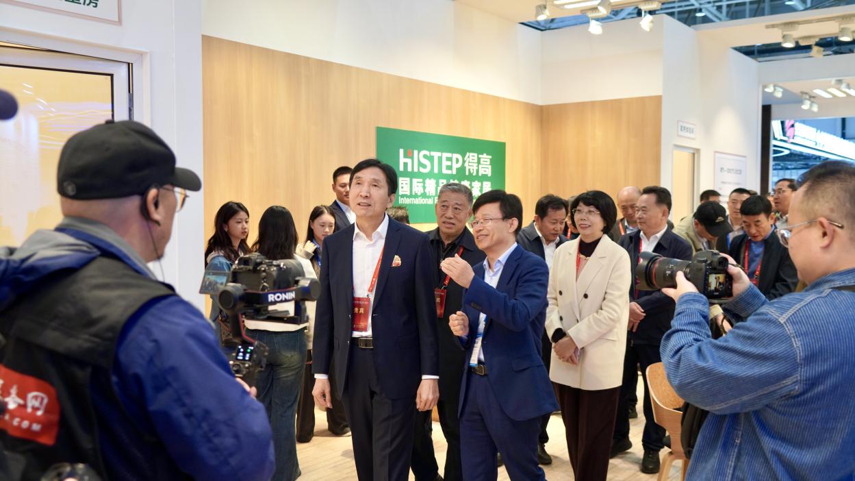 得高亮相第86屆中國(guó)教裝展，“生命氧”重構(gòu)健康學(xué)習(xí)新場(chǎng)景 圖片5