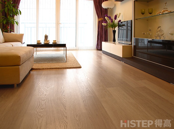 秋季裝修為什么選得高復(fù)合木地板和軟木地板？ Quick-step實(shí)木復(fù)合地板